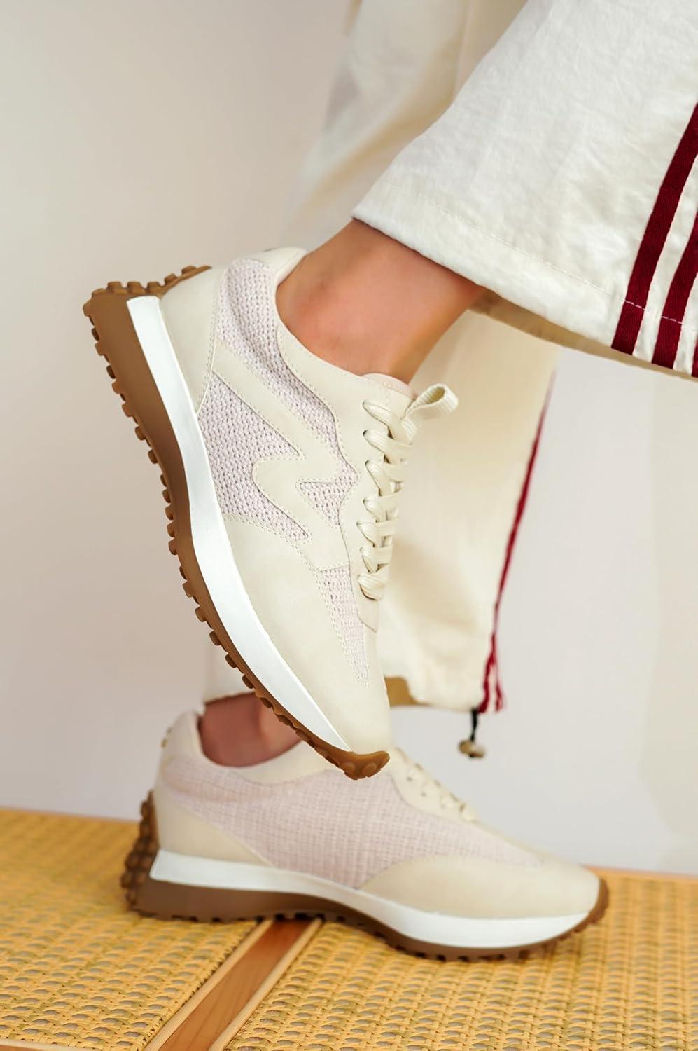 imageProject Cloud Trendy Sneakers for Women Memory Foam and NonSlip Comfortable Casual Ladies Shoes for Womens Fashion Sneakers Lightweight Laceup Shoes LeccoCream